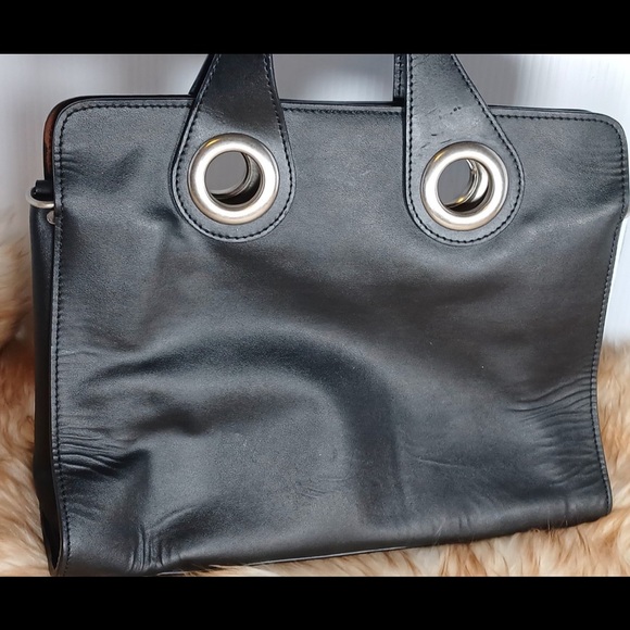 Authentic BURBERRY Calfskin Small Grommet Embossed Crest Bag in Black. - Picture 2 of 12